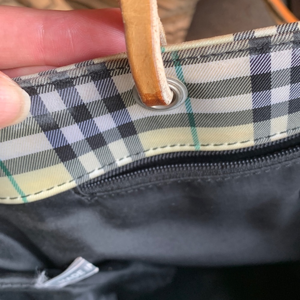 Authentic VINTAGE BURBERRY Checkered medium long tote - Picture 9 of 16